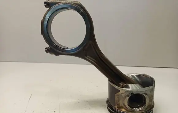 Audi A4 S4 B7 8E 8H Piston with connecting rod BHS 059AA