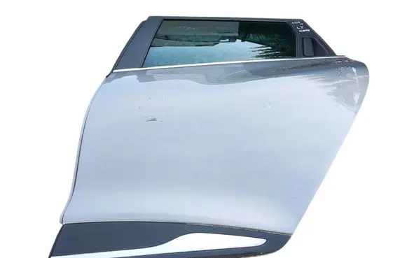 Renault Clio IV Rear door 