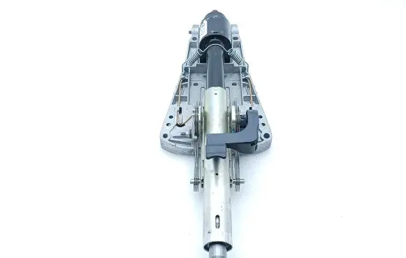 Steering wheel axle set