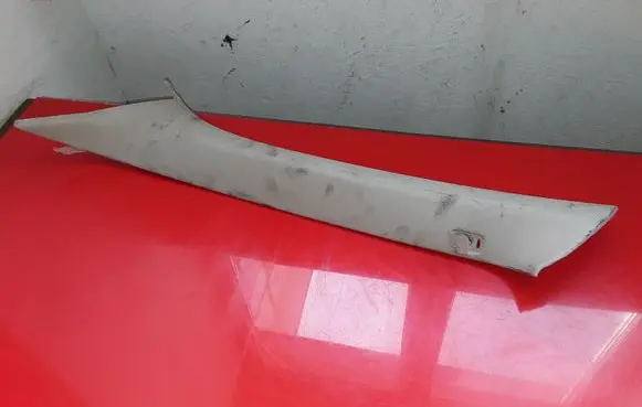 Volvo V40 (A) pillar trim