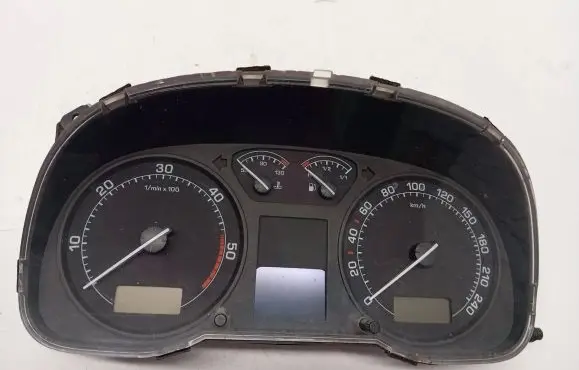 Skoda Octavia Mk1 (1U) Speedometer (instrument cluster) 1U0920821J 11008014711
