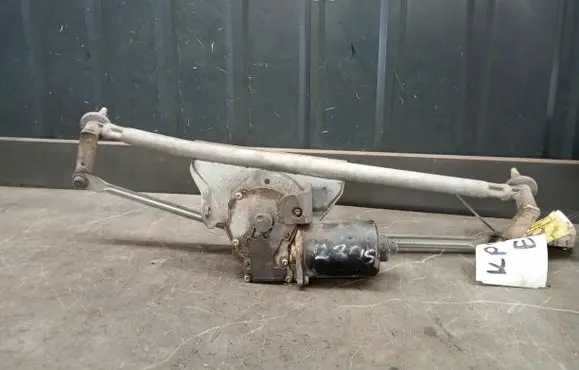BMW 3 E36 Front wiper linkage 63-8363514
