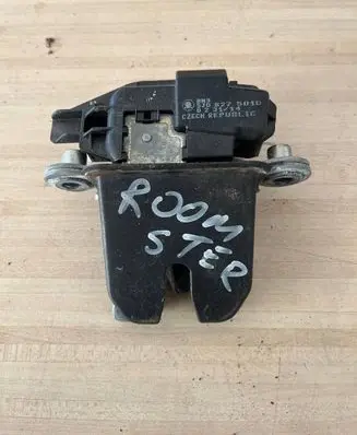 Tailgate/trunk/boot lock/catch/latch
