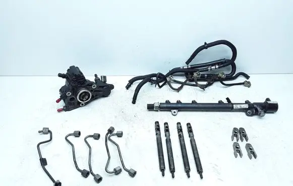 Mercedes-Benz C W204 Fuel injection system set A6460700201 A6460700395 93077512A