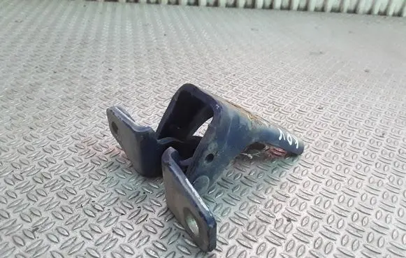 Front door upper hinge