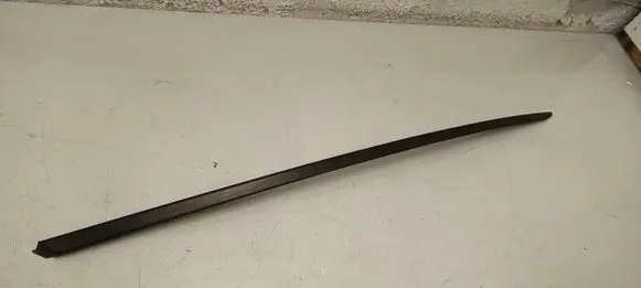 Audi Q8 Windshield trim 4m8854327