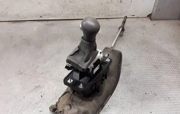 Audi A6 S6 C6 4F Gear shifter/selector 4F1713041AH