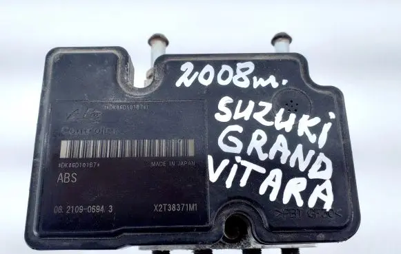 Suzuki Grand Vitara II ABS Pump 64J0 06210205794