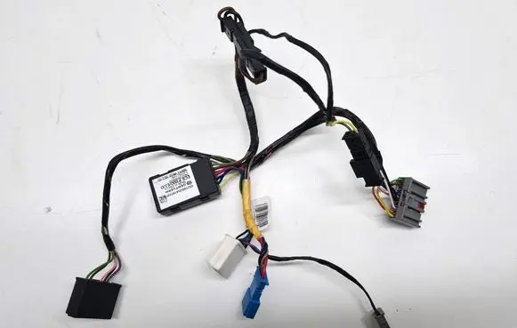 Steering wheel buttons/switches