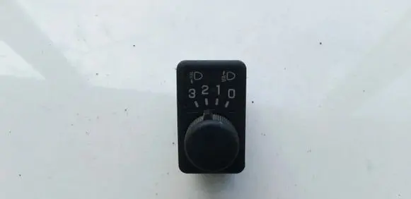Nissan Primera Headlight level height control switch