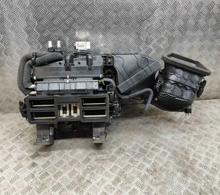Porsche Panamera (970) Interior heater climate box assembly 97057301106