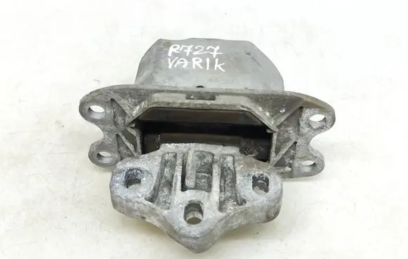 Mini One - Cooper F56 F55 Engine mount bracket 6853445 190115 17276810