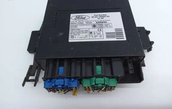Ford Focus Comfort/convenience module 98AG15K600