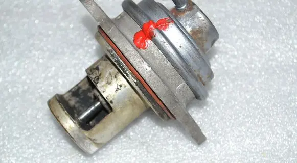 Mercedes-Benz B W245 EGR valve A6401401660 A6401401360