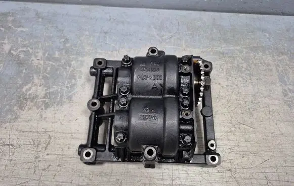Opel Zafira A Oil pump 90573814