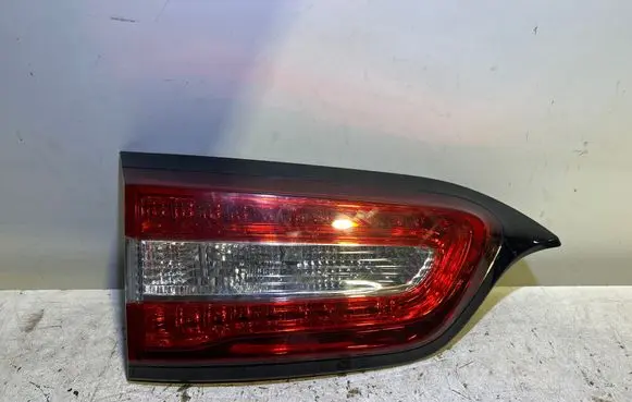 Jeep Cherokee Tailgate rear/tail lights 49033 68102921AC