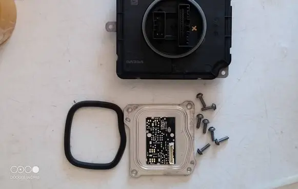 Volvo V60 Voltage converter/converter module 21911102