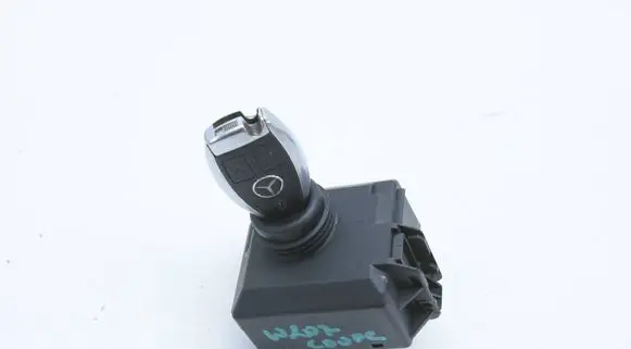 Mercedes-Benz E C207 W207 Ignition lock A2189054701 101075910 1010759101