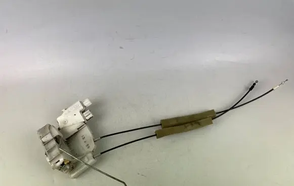 Subaru Legacy Front door lock 