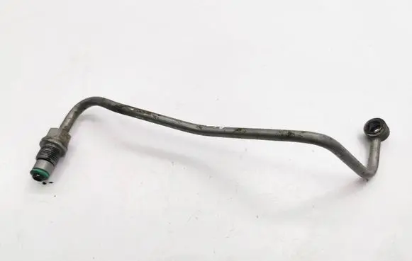 Nissan Qashqai Turbo turbocharger oiling pipe/hose