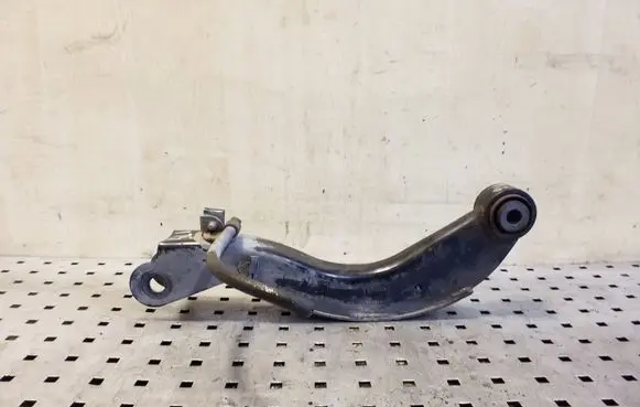Rear control arm