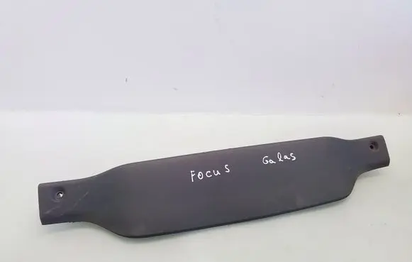 Ford Focus Tailgate/trunk upper cover trim 