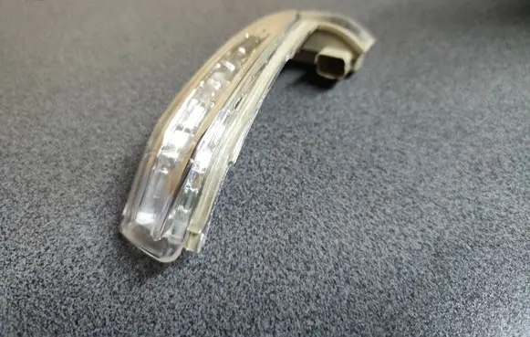 Citroen C4 II Picasso Mirror indicator light 6325J4