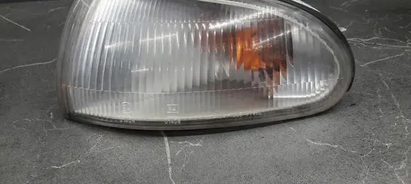 Mitsubishi Lancer Front indicator light