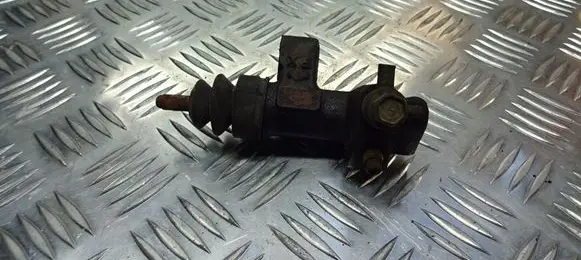 Nissan Almera N16 Clutch release bearing slave cylinder 