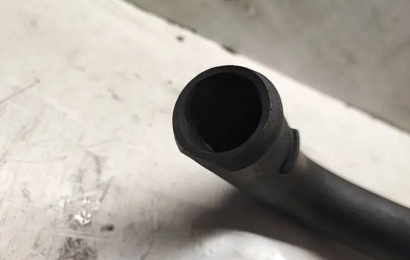 Citroen Jumper Engine coolant pipe/hose A640 PA66GF30
