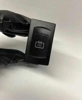 Volkswagen PASSAT B7 Windscreen/window heater switch 3B0959621C