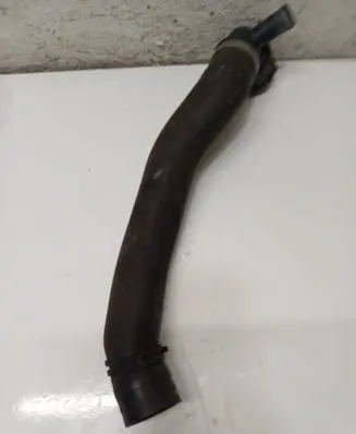 Volkswagen Touareg III Engine coolant pipe/hose 4M0122055BL
