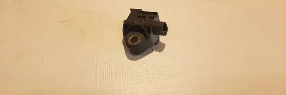 Mercedes-Benz C W205 Airbag deployment crash/impact sensor A2139051300
