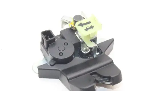 KIA Optima Tailgate/trunk/boot lock/catch/latch