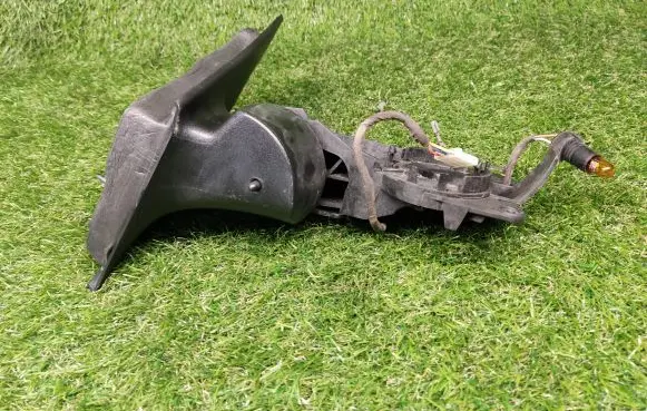 Ford Focus Front door wing mirror part 2057158