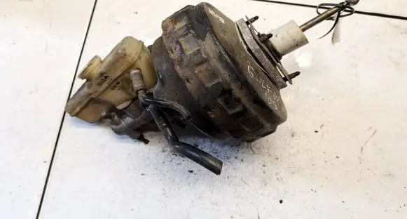 Volkswagen Golf IV Brake booster
