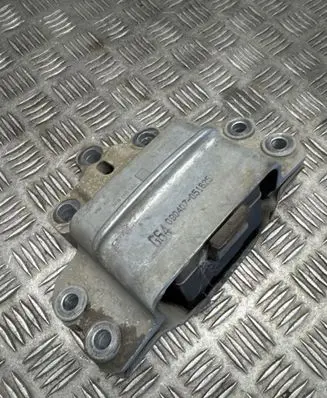 Volkswagen PASSAT B6 Gearbox mount 3C0199555