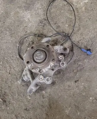 Citroen C5 Rear wheel hub spindle/knuckle 