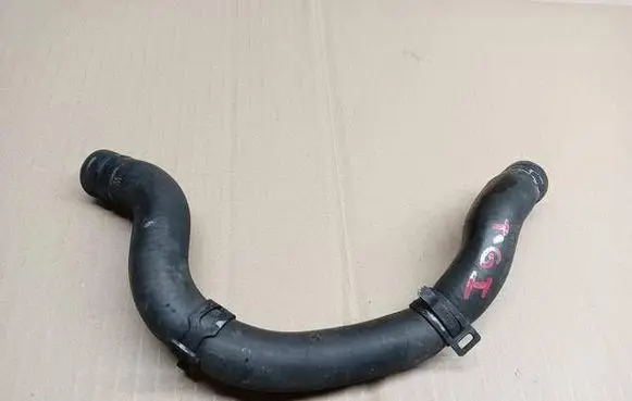 Volkswagen Tiguan Engine coolant pipe/hose 1K0121096BH