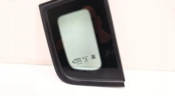 Jeep Renegade Rear side window 51953868