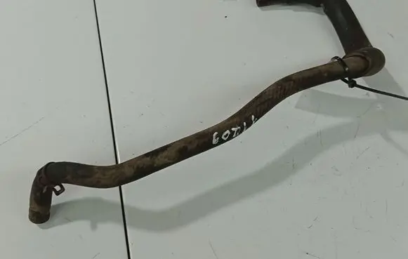 Toyota Yaris Engine coolant pipe/hose 
