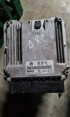 Volkswagen Transporter - Caravelle T5 Engine control unit/module 038906016 0281010734