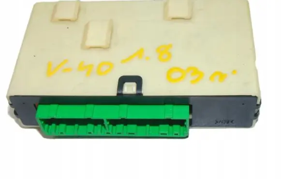 Volvo S40, V40 Door central lock control unit/module 30630080