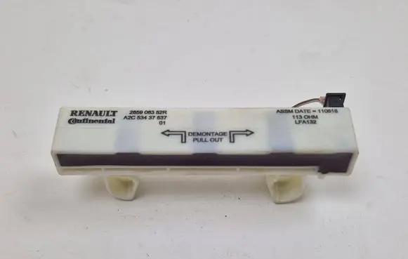 Renault Zoe Aerial antenna amplifier 285906352R A2C53437537