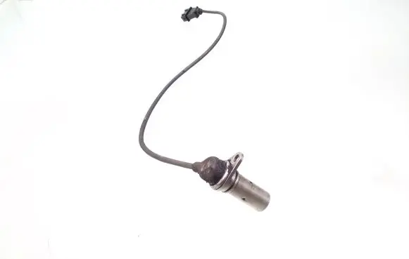 Volkswagen PASSAT B5 Crankshaft position sensor 028907319B