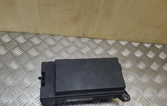 KIA Sorento Fuse module 911603E070