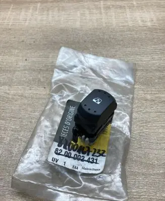 Renault Laguna II Electric window control switch 8200167232 2648802
