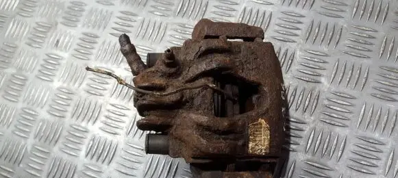 Peugeot 306 Front brake caliper 9618326080