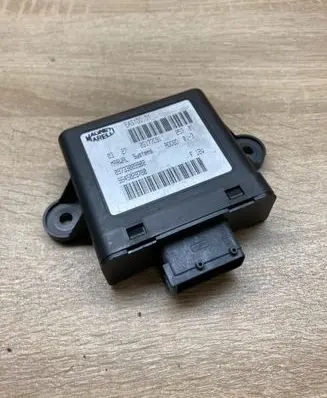 Peugeot 607 Fuel injection pump control unit/module 9645029780