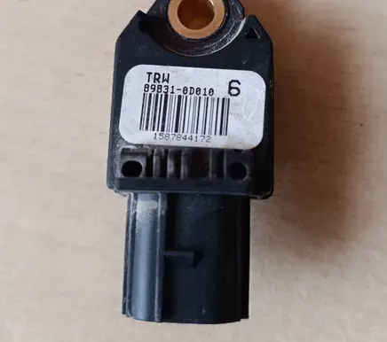 Toyota Yaris Airbag deployment crash/impact sensor 898310D010 1597844172